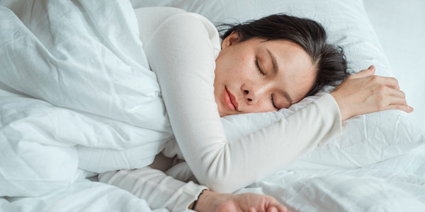 芳香精油疗法有助于睡眠